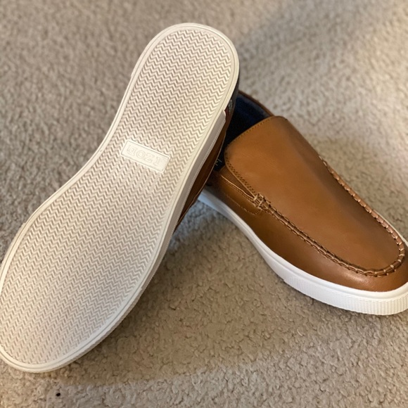 IZOD iggi slip on shoes main image 4